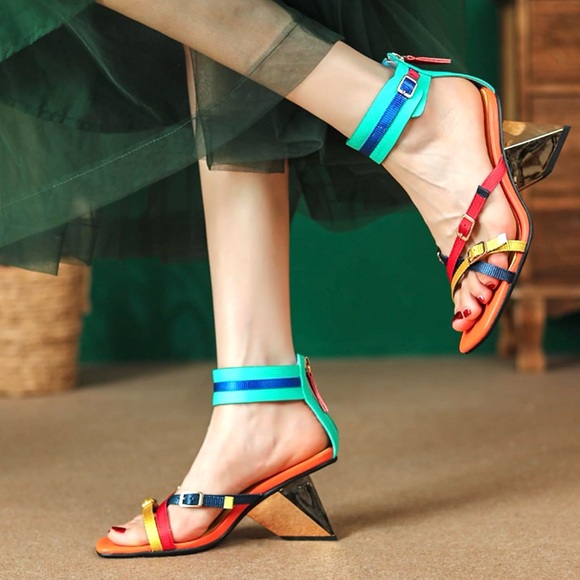 MUYISEXI Gold Heels Strappy Sandals - Picture 4 of 13